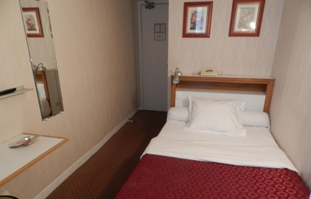 Hotel Bellan Paryż Zewnętrze zdjęcie